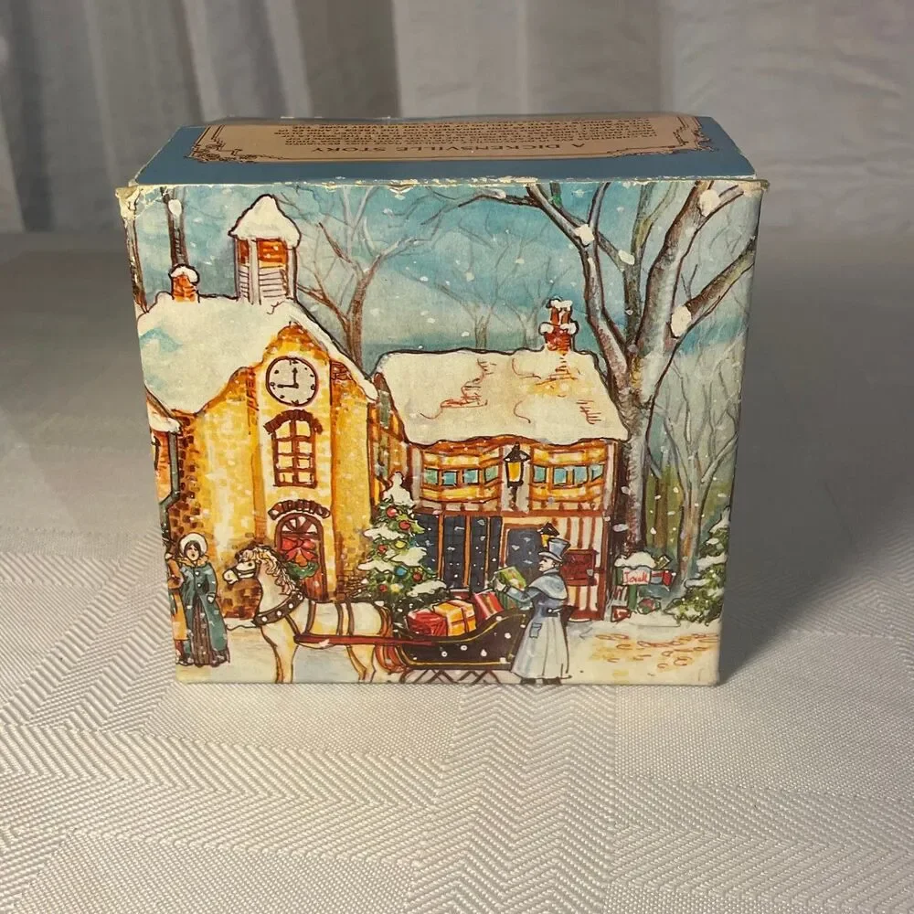 1990 NOMA Dickensville Porcelain Apple Stand #6114 Christmas Village Boxed